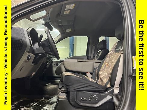 Used 2015 Ford F150 XLT w/ Equipment Group 302A Luxury image 6