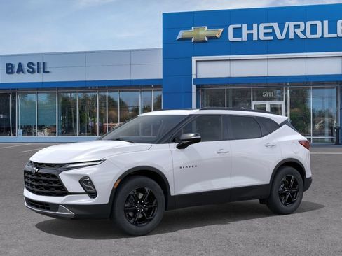 New 2026 Chevrolet Blazer LT AWD/4WD image 2