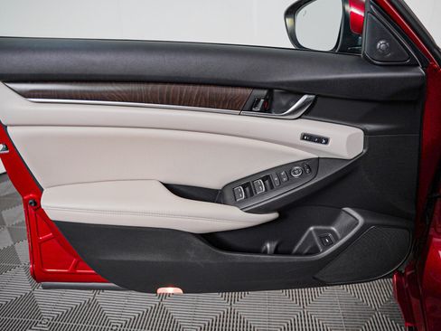 Used 2021 Honda Accord EX-L image 23