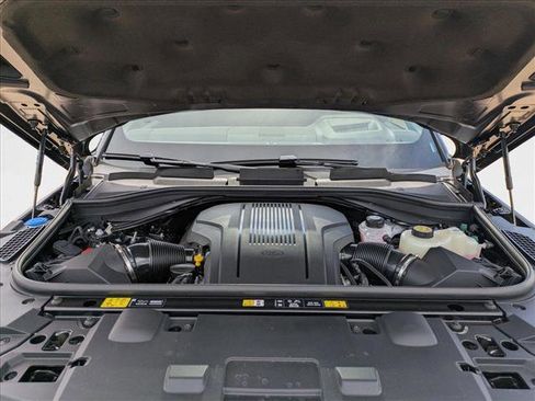 New 2025 Land Rover Range Rover Sport Dynamic SE image 17