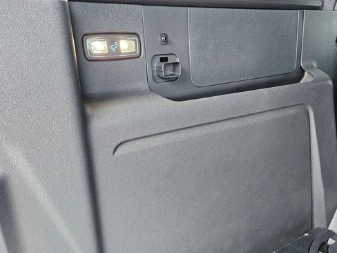 New 2025 Ford Bronco Badlands image 32