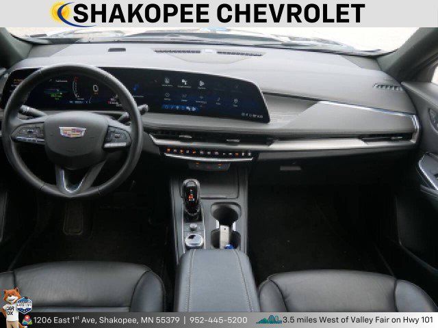 Used 2024 Cadillac XT4 Premium Luxury AWD/4WD image 13