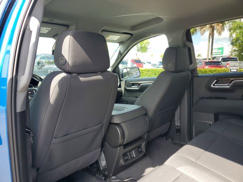 Used 2023 GMC Sierra 1500 Elevation image 14