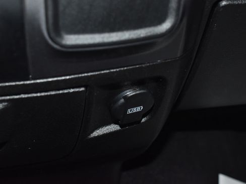 Certified 2024 RAM 1500 Classic SLT AWD/4WD image 19