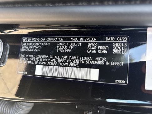 Used 2023 Volvo XC60 B5 Plus AWD/4WD image 35