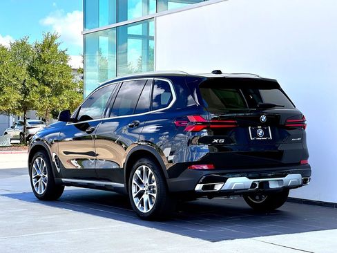 New 2026 BMW X5 xDrive40i w/ Premium Package image 7