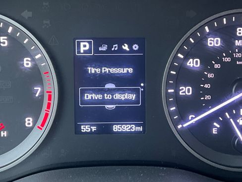 Used 2017 Hyundai Tucson SE image 34