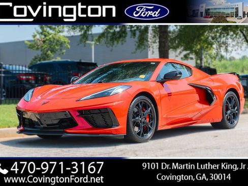 Used 2021 Chevrolet Corvette Stingray Preferred Cpe w/ Z51 Performance Package RWD image 1