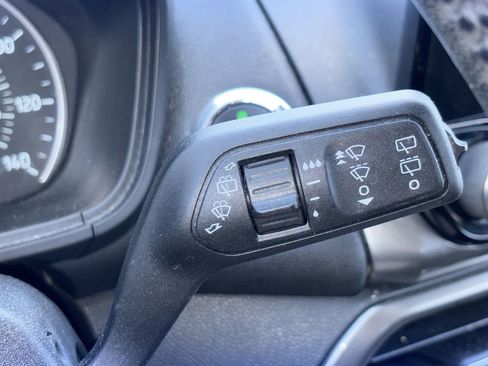 Used 2018 Ford EcoSport SE FWD image 17