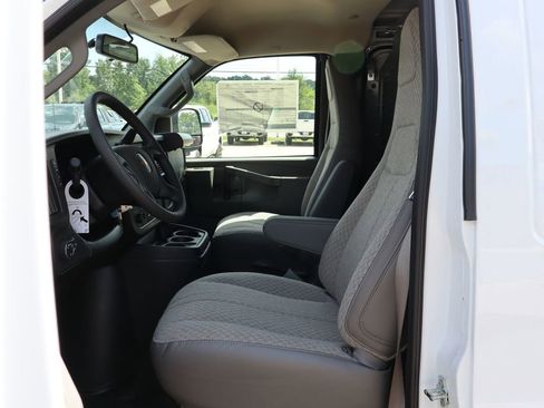 New 2025 Chevrolet Express 2500 w/ Driver Convenience Package image 8