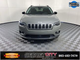 Used 2022 Jeep Cherokee Latitude Lux w/ Sun & Sound Group video 2
