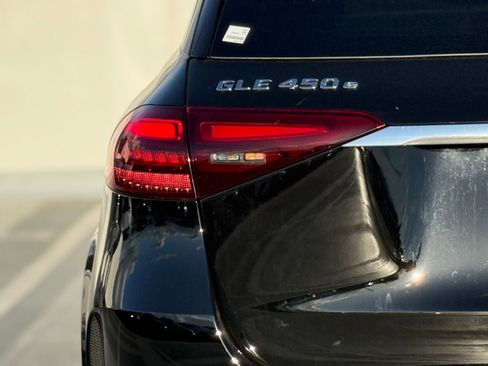 New 2026 Mercedes-Benz GLE 450e 4MATIC image 10