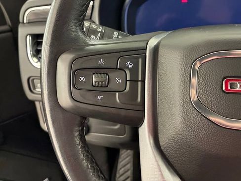 Used 2023 GMC Yukon SLT AWD/4WD image 23