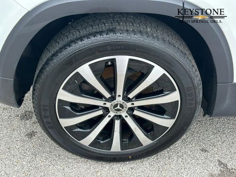Used 2023 Mercedes-Benz GLB 250 image 21