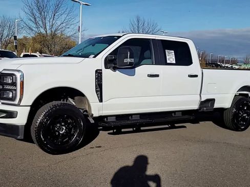 Used 2024 Ford F250 XL w/ STX Appearance Package image 4