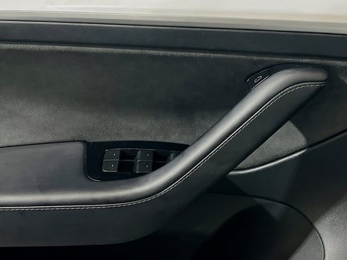 Used 2023 Tesla Model 3 Standard Range RWD image 14