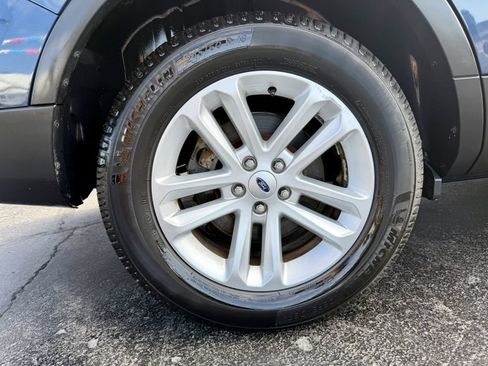 Used 2017 Ford Explorer FWD image 21