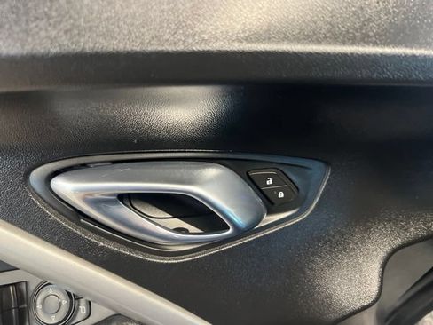 Used 2017 Chevrolet Camaro LT RWD image 26