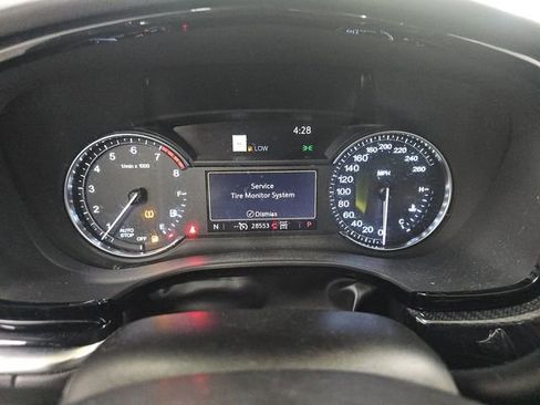 Used 2024 Cadillac XT6 Sport AWD/4WD image 11
