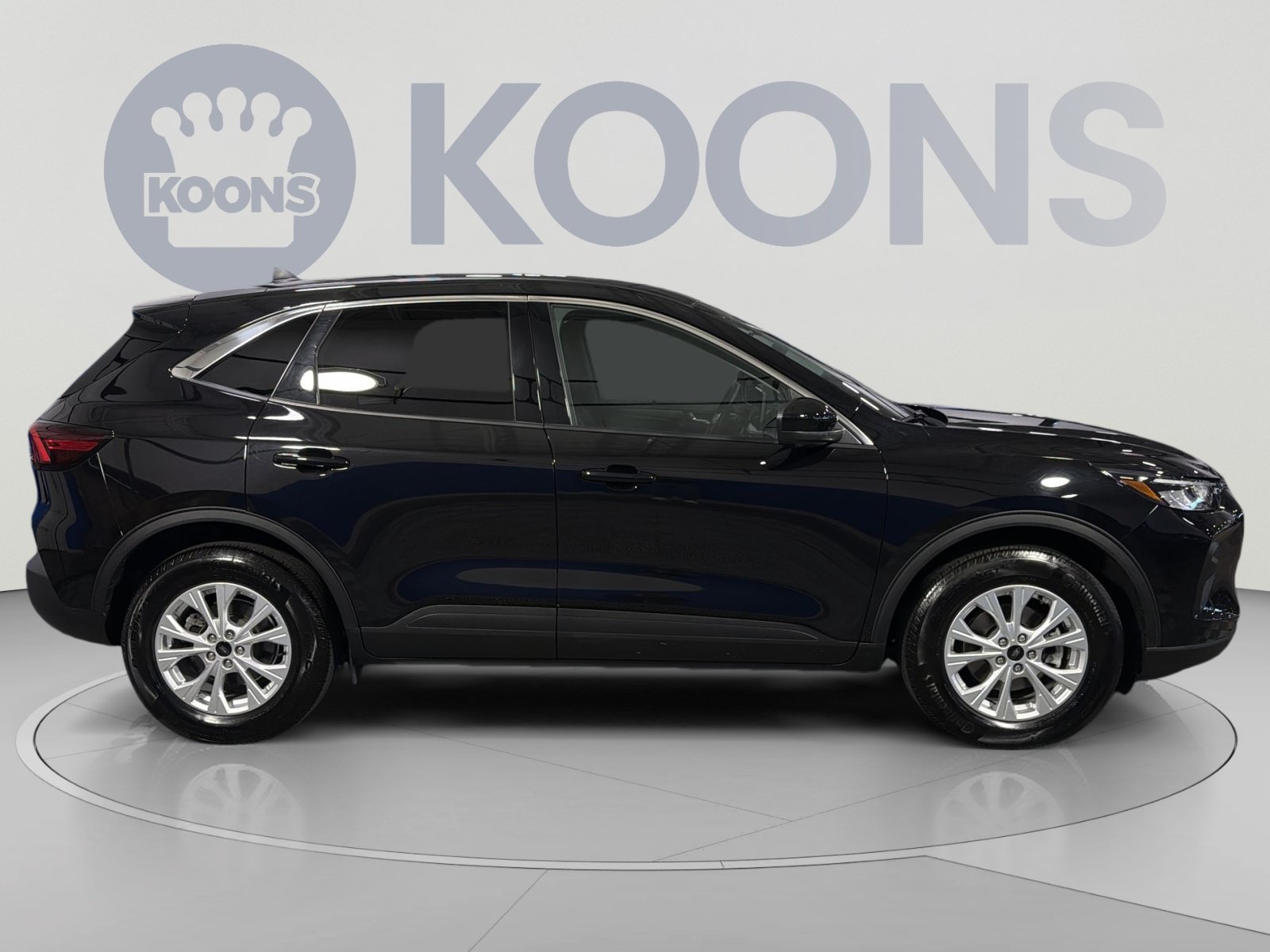 Used 2023 Ford Escape Active w/ Tech Pack #2 AWD/4WD image 8