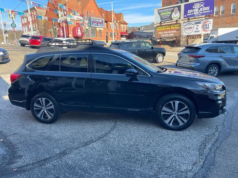 Used 2018 Subaru Outback 2.5i Limited image 5