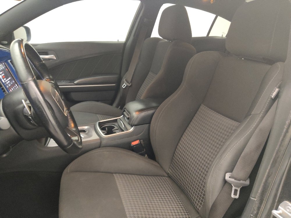 Used 2019 Dodge Charger GT RWD image 17