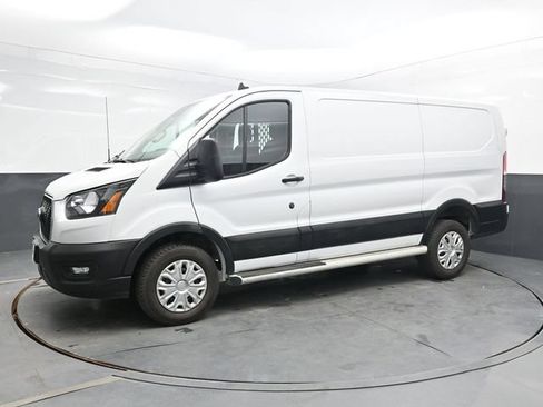 Used 2025 Ford Transit 250 Low Roof w/ Exterior Upgrade Package RWD image 3