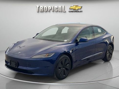 Used 2025 Tesla Model 3 Long Range RWD image 1