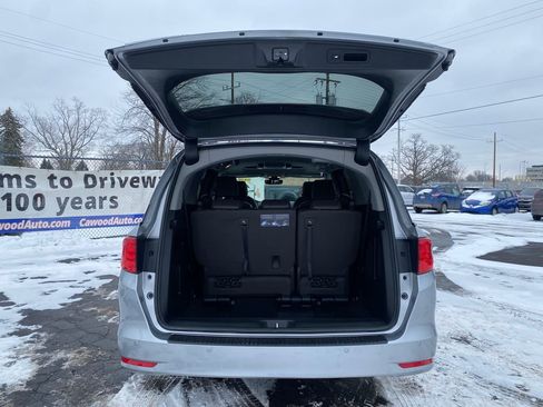 Used 2024 Honda Odyssey Touring image 4