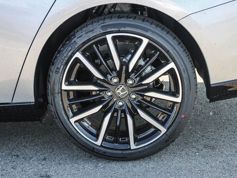 New 2026 Honda Accord Touring image 8