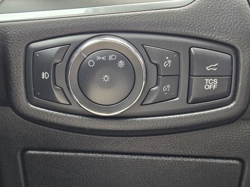 Used 2022 Ford Edge Titanium AWD/4WD image 21
