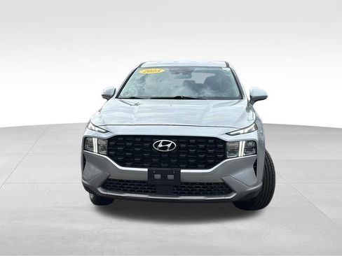Used 2023 Hyundai Santa Fe SE image 2