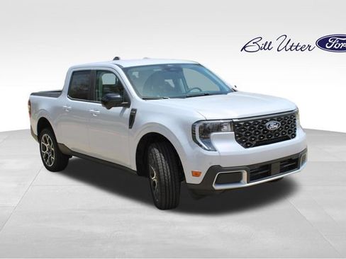 New 2026 Ford Maverick Lariat w/ 4K Tow Package AWD/4WD image 2