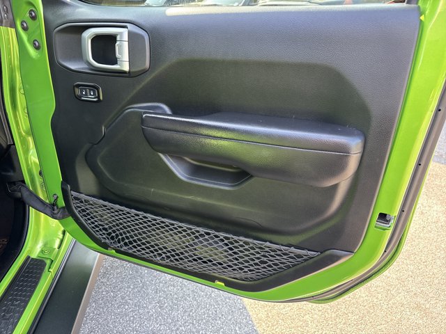 Used 2020 Jeep Wrangler Rubicon w/ LED Lighting Group AWD/4WD image 17