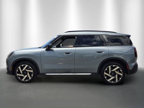 Used 2025 MINI Cooper Countryman S w/ Comfort Package Max AWD/4WD image 4