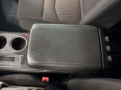 Used 2015 Chevrolet Traverse LT image 44