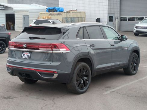 New 2026 Volkswagen Atlas Cross Sport SE AWD/4WD image 3