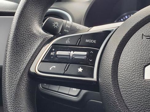 Used 2023 Kia Forte LXS image 12