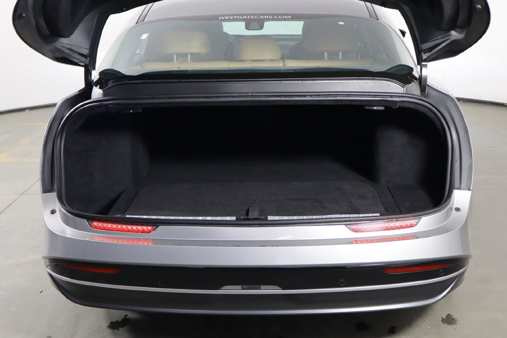 Used 2023 Lucid Air Touring AWD/4WD image 16
