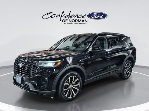 New 2026 Ford Explorer ST-Line AWD/4WD image 1