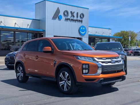 Used 2020 Mitsubishi Outlander Sport ES FWD image 1