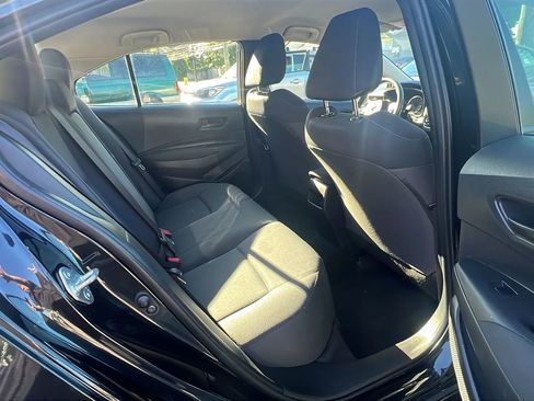Used 2022 Toyota Corolla LE image 26
