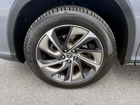Used 2018 Lexus RX 350L Luxury w/ Accessory Package FWD image 13