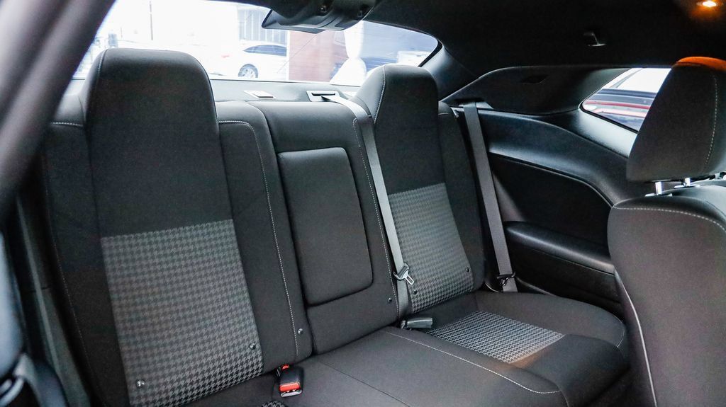 Used 2022 Dodge Challenger R/T Scat Pack RWD image 19