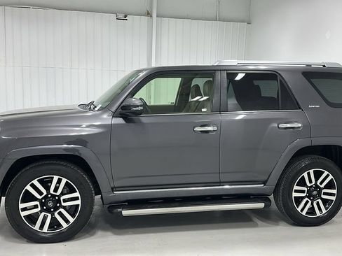 Used 2016 Toyota 4Runner Limited image 3