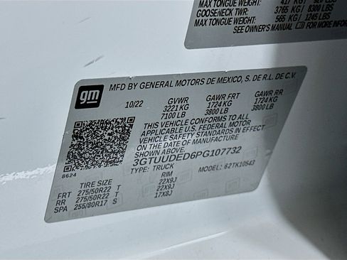 Used 2023 GMC Sierra 1500 SLT w/ SLT Premium Package image 12