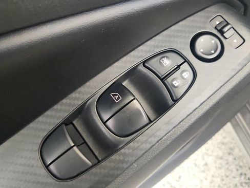 Used 2024 Nissan Altima 2.5 SV FWD image 22