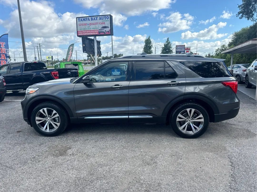 Used 2020 Ford Explorer Platinum w/ Premium Technology Package AWD/4WD image 8