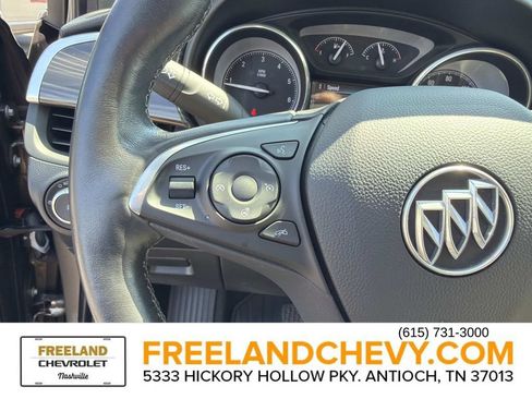 Used 2019 Buick Envision Essence FWD image 27