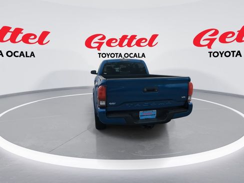 Used 2018 Toyota Tacoma TRD Sport w/ Technology Package image 7